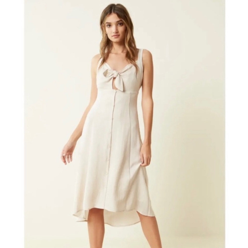 Astr the label tie front midi dress